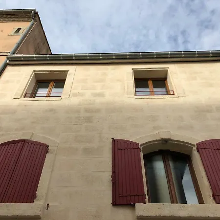 Charme Intra-muros, P2 De 50m² + Parking Gratuit * Aigues-Mortes
